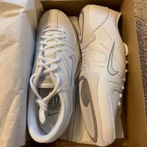 Nike cheer shoes